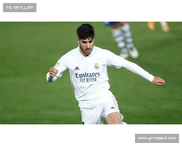 萨维切维奇神奇吊射引领AC米兰四球大胜巴塞罗那缔造欧冠经典夜